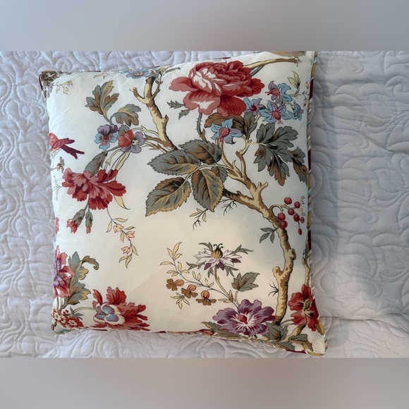 Waverly Floral Charleston Chirp accent pillow EUC - Picture 1 of 6